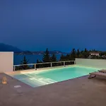 Villa Lavanta - Iris Sunset